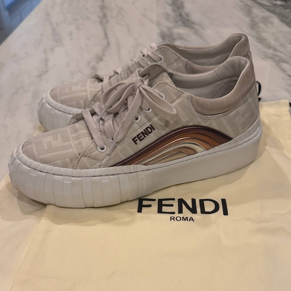 Fendi Beige and Brown Gradient Low-Top Sneakers